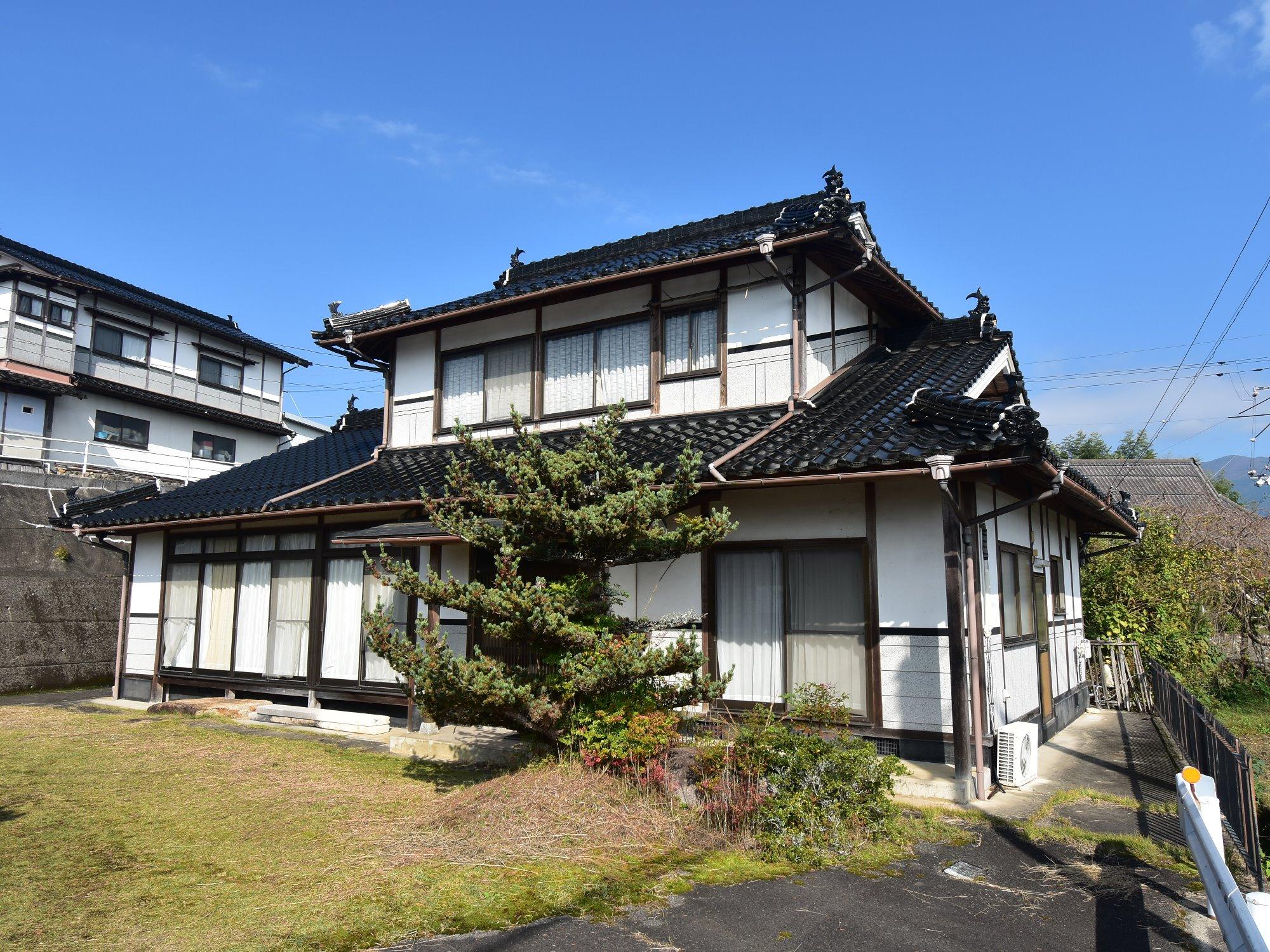 detached 岡山県勝田郡奈義町中島西